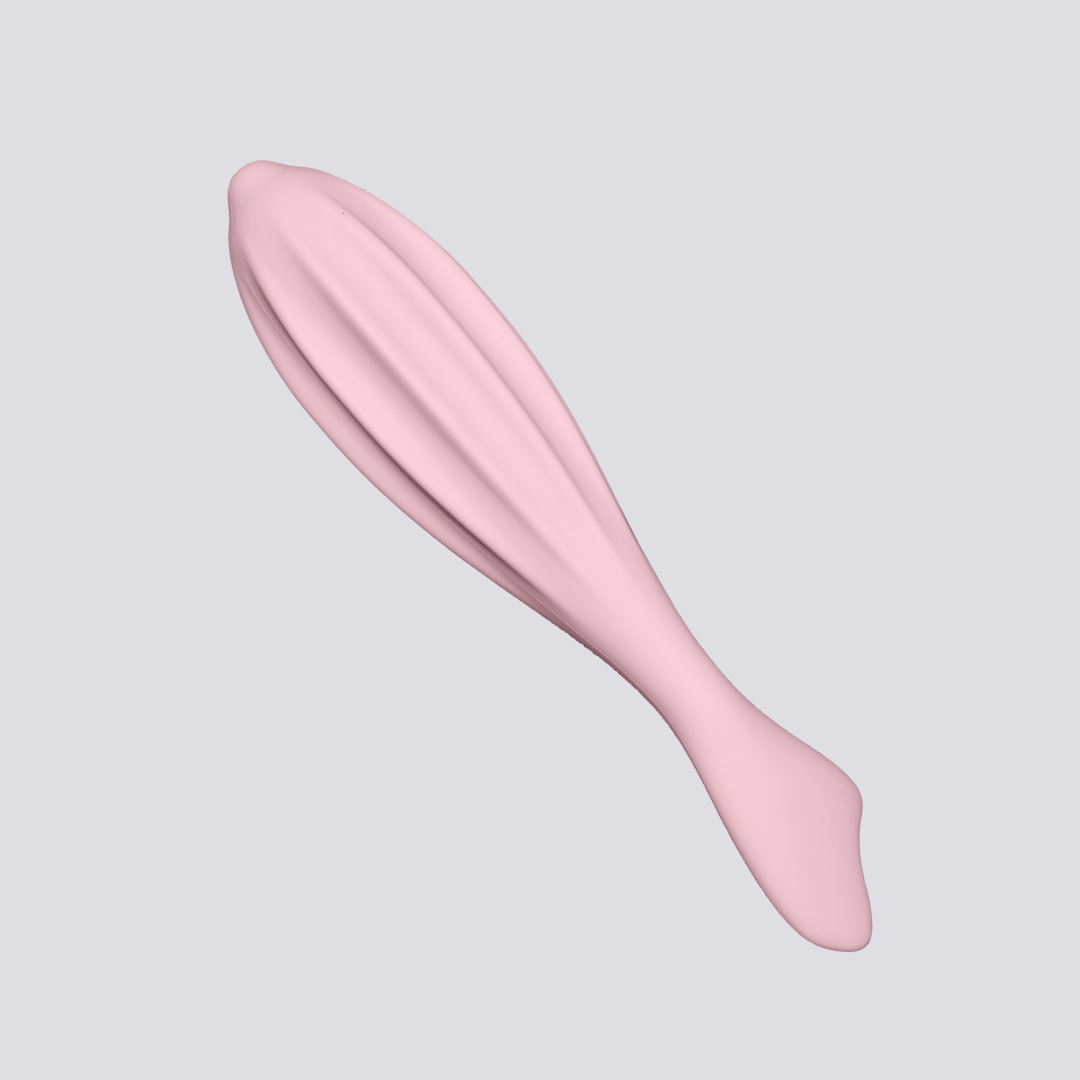 Formora Silicone Face Roller in Muted Pink – Lifts, firms, and relaxes facial muscles for a radiant glow.